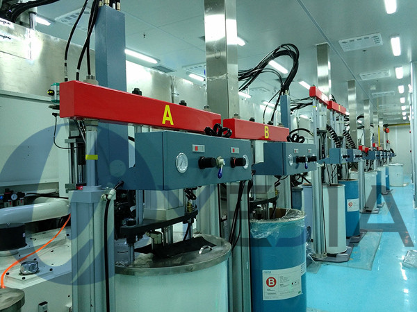 3044永利光电液态硅胶注塑机生产设备